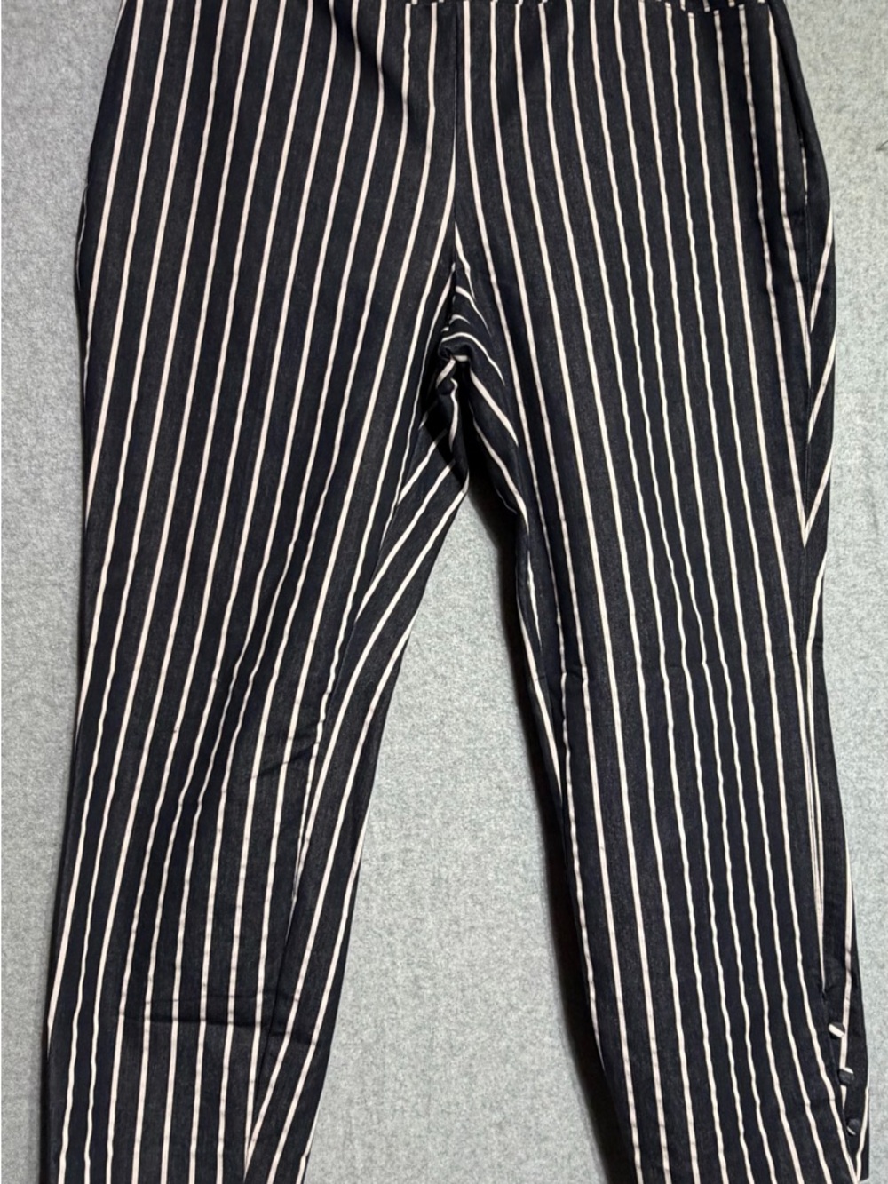 Investments Navy and White Vertical Stripe Women’s Bottoms